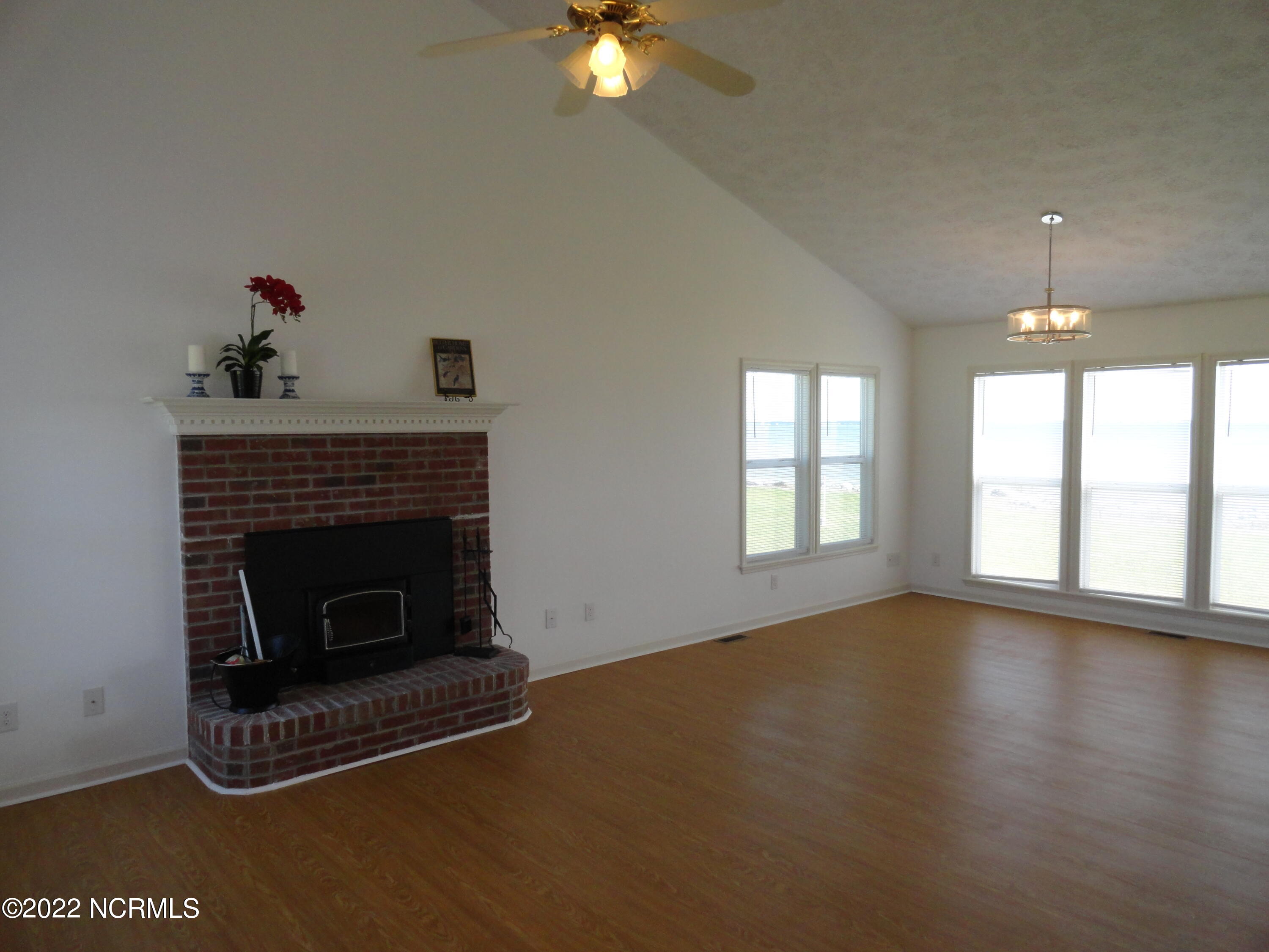 641 Shadyview Beach Road Havelock, NC 28532 - Photo 7 of 36 2015-07-18 19.01.11