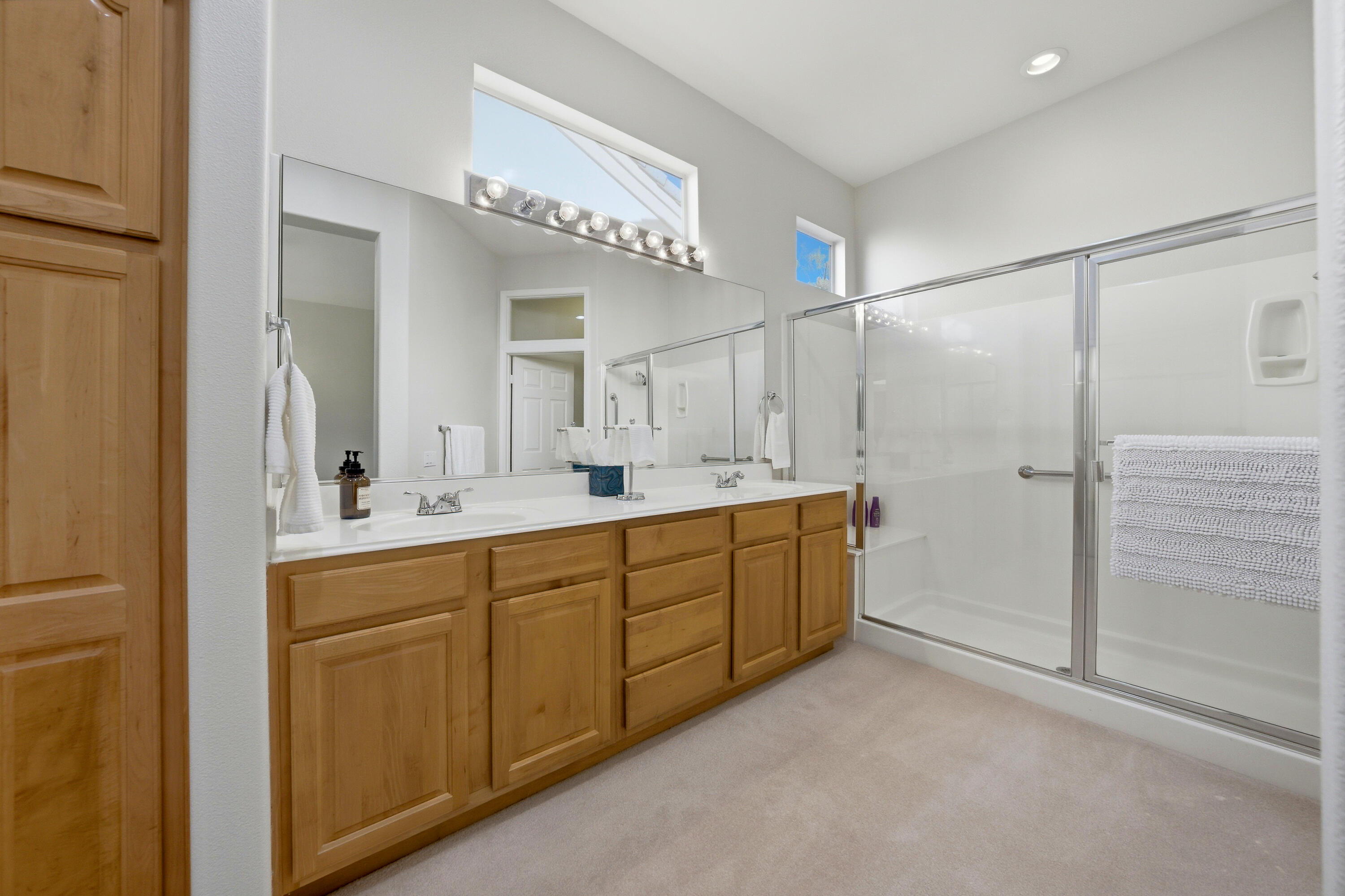 36511 Royal Sage Court Palm Desert, CA 92211 - Photo 16 of 23 Photo-25