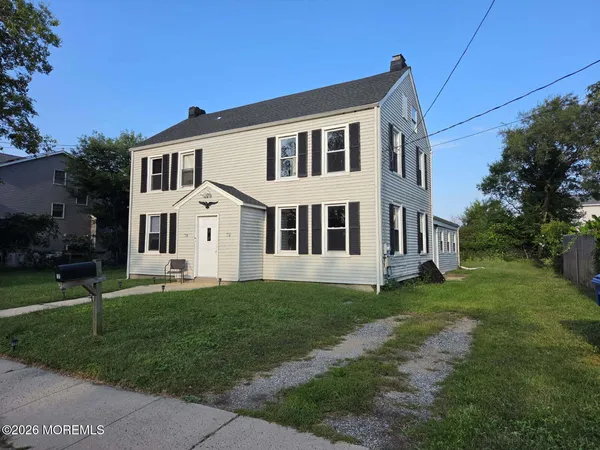 $2,600 | 72 Church Street, Belford, NJ 07718