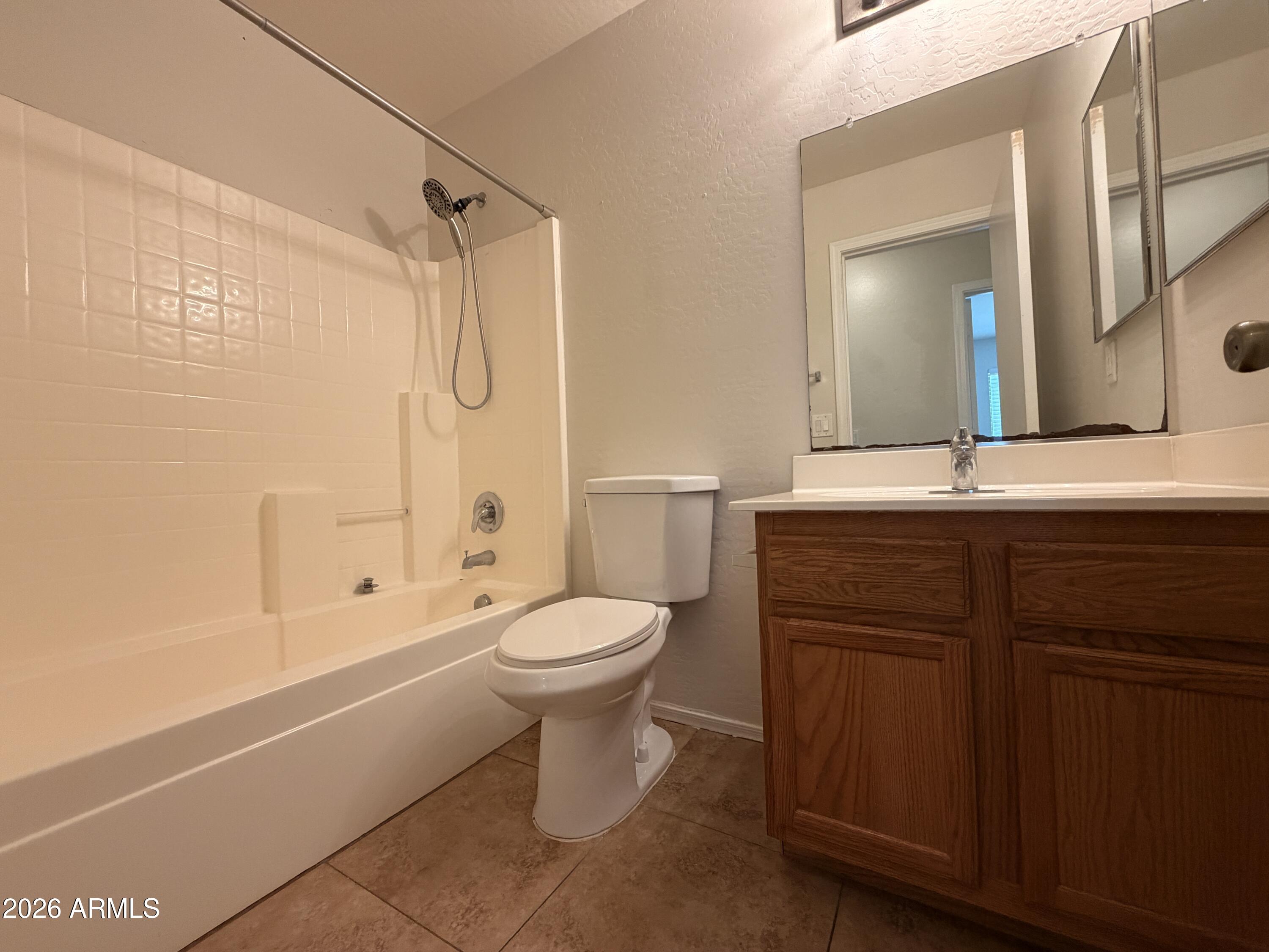 8409 West Payson Road Tolleson, AZ 85353 - Photo 12 of 18 IMG_0406