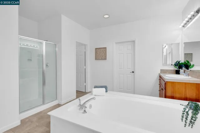 $725,000 | 5560 McFarlan Ranch Drive, Antioch, CA 94531