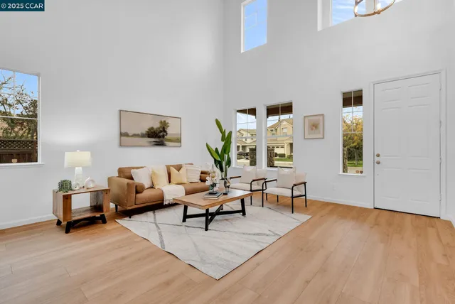 $725,000 | 5560 McFarlan Ranch Drive, Antioch, CA 94531