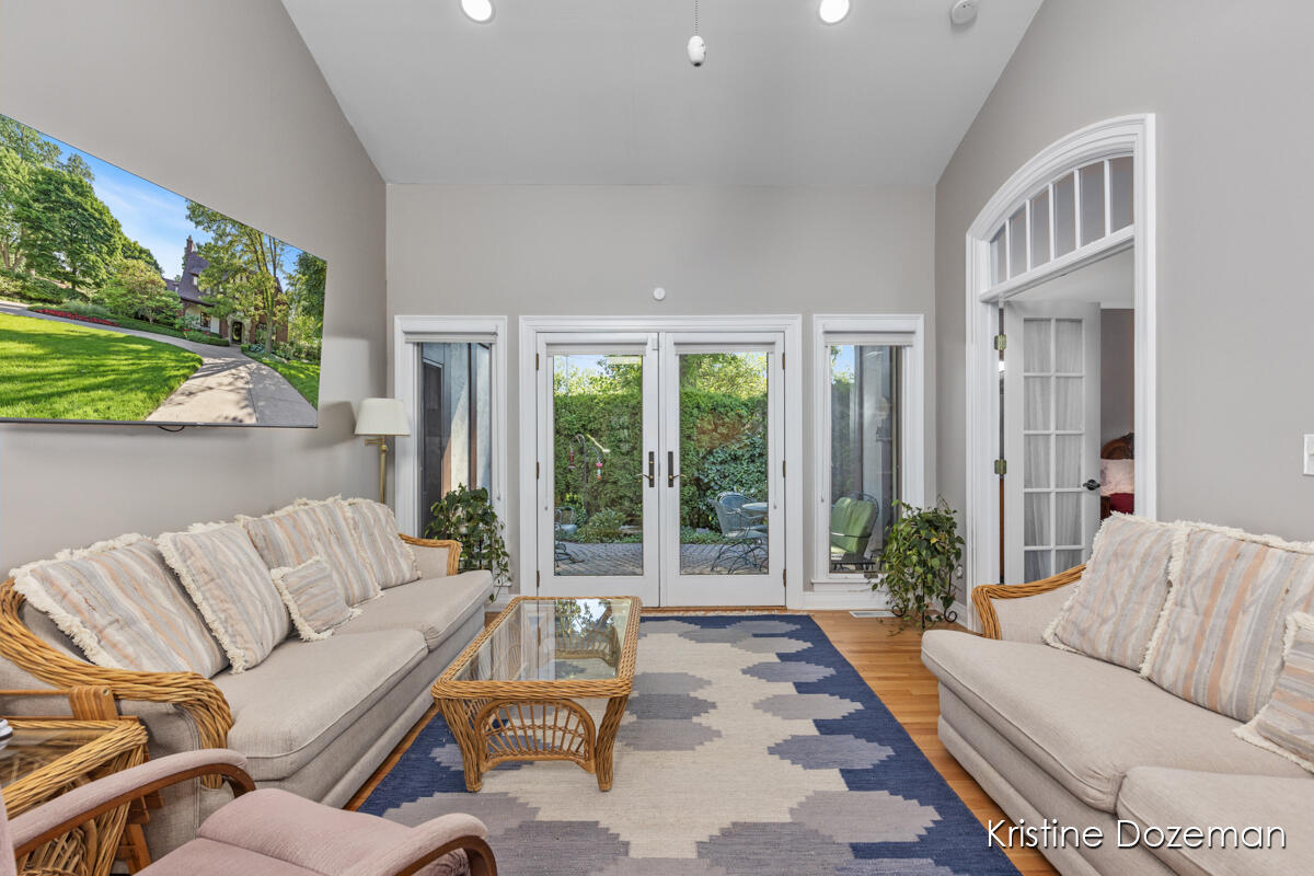 2702 Robinson Road Southeast Grand Rapids, MI 49506 - Photo 19 of 74 IMG_1020
