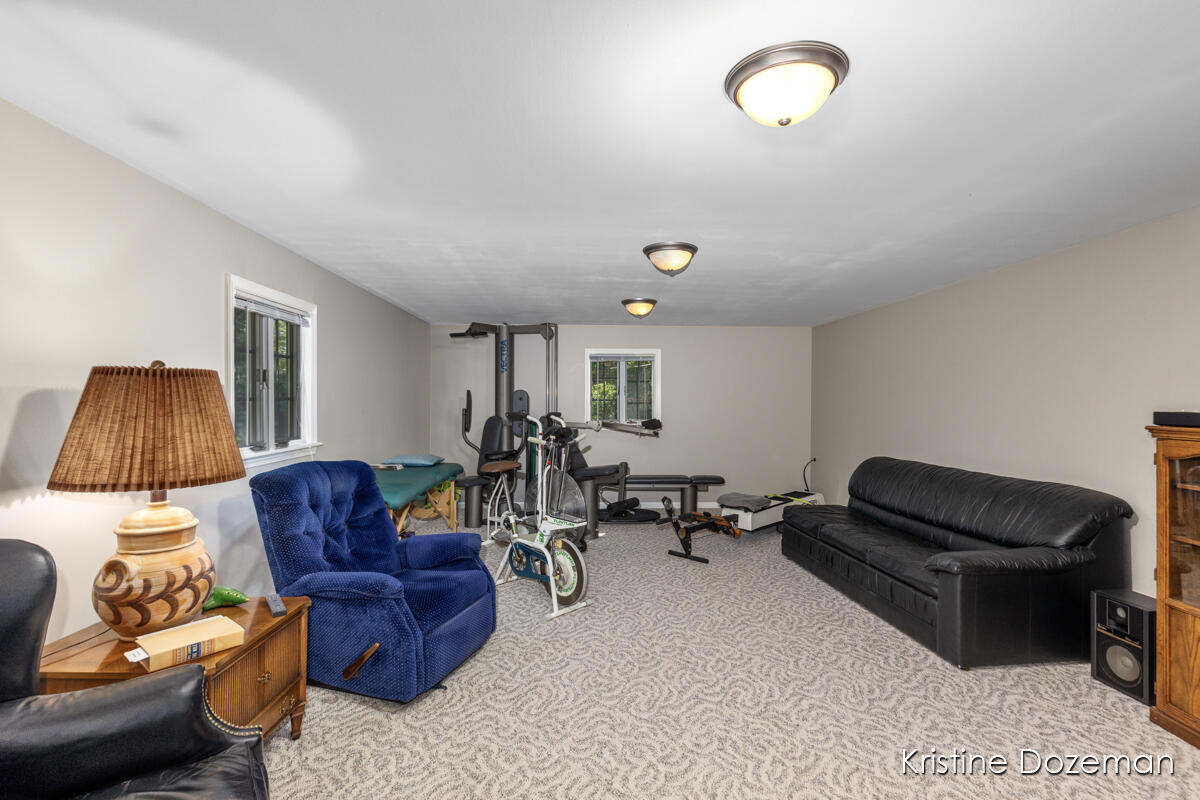 2702 Robinson Road Southeast Grand Rapids, MI 49506 - Photo 32 of 74 IMG_1035