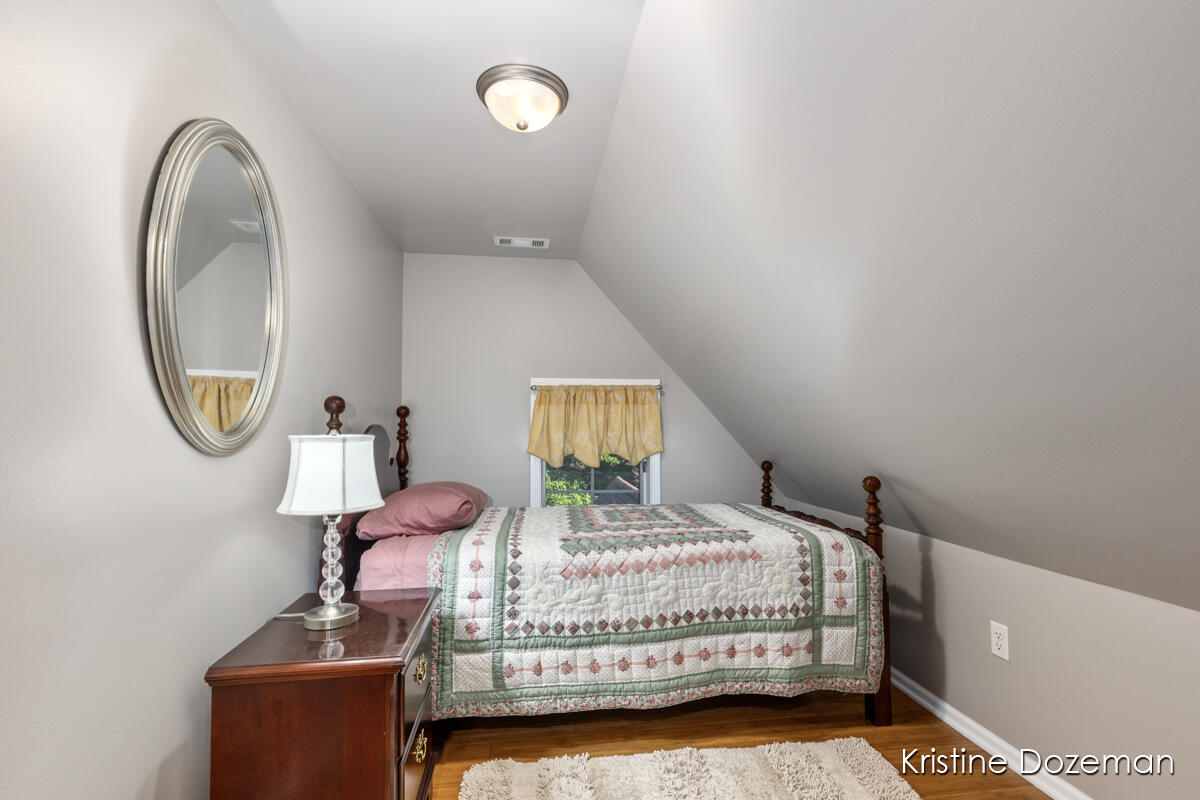 2702 Robinson Road Southeast Grand Rapids, MI 49506 - Photo 38 of 74 IMG_1046