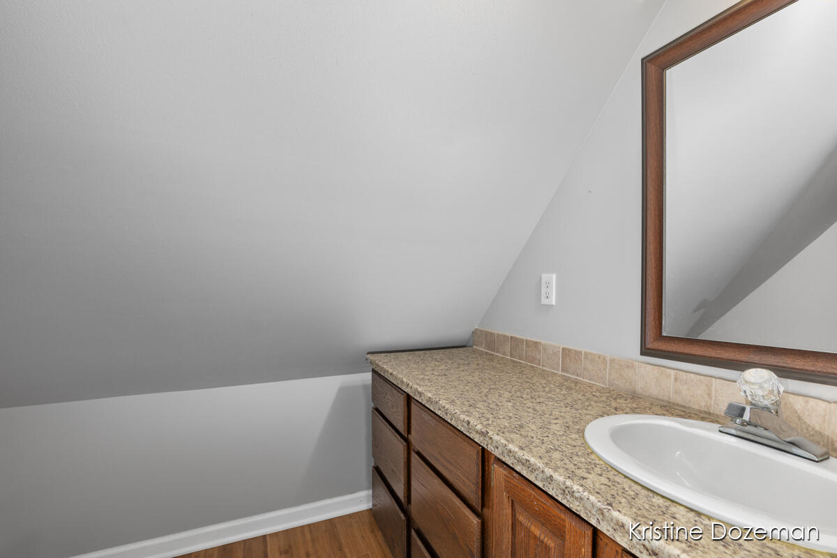 2702 Robinson Road Southeast Grand Rapids, MI 49506 - Photo 40 of 74 IMG_1044