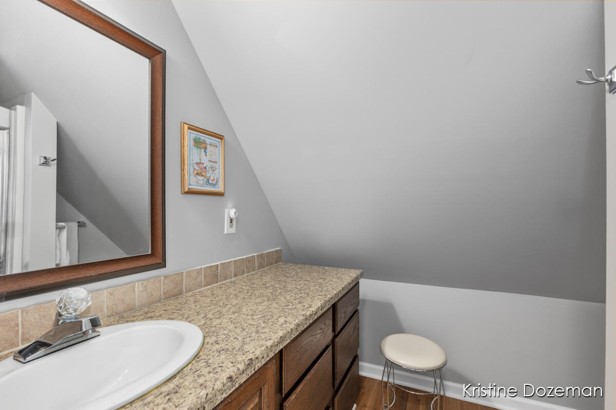 2702 Robinson Road Southeast Grand Rapids, MI 49506 - Photo 41 of 74 IMG_1045