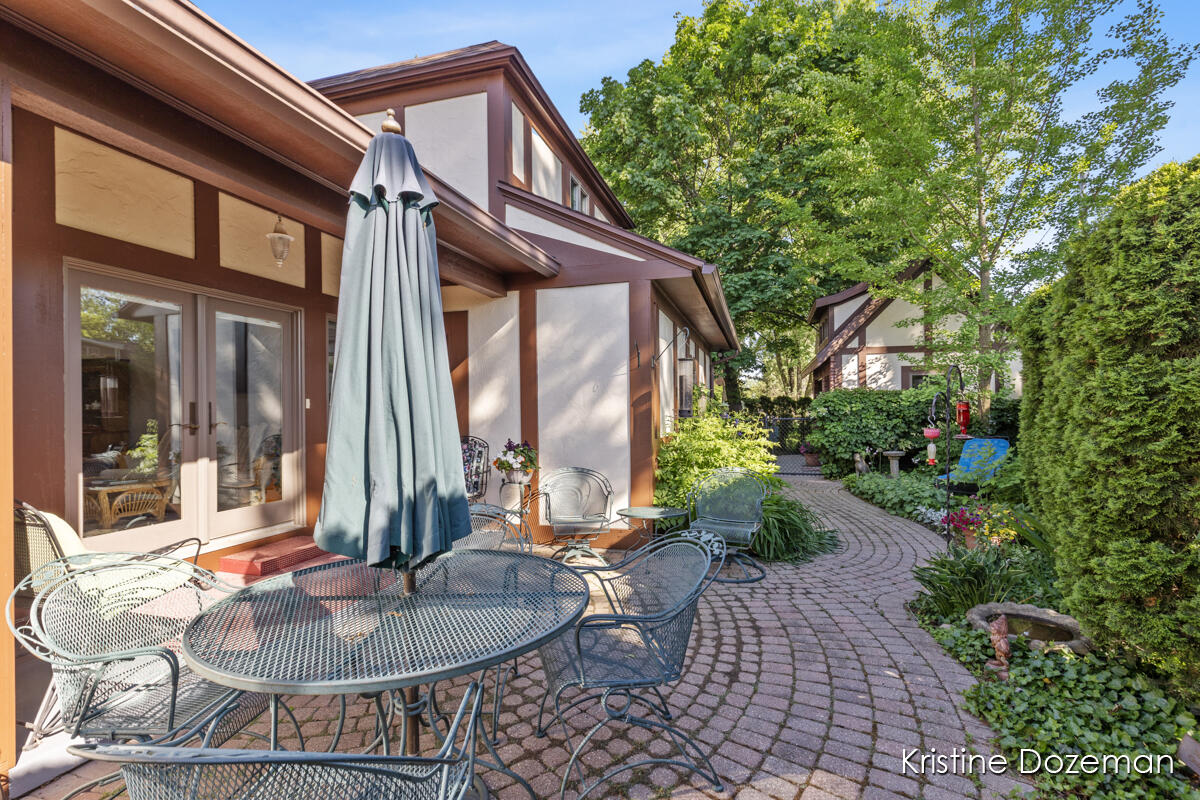 2702 Robinson Road Southeast Grand Rapids, MI 49506 - Photo 54 of 74 IMG_1070