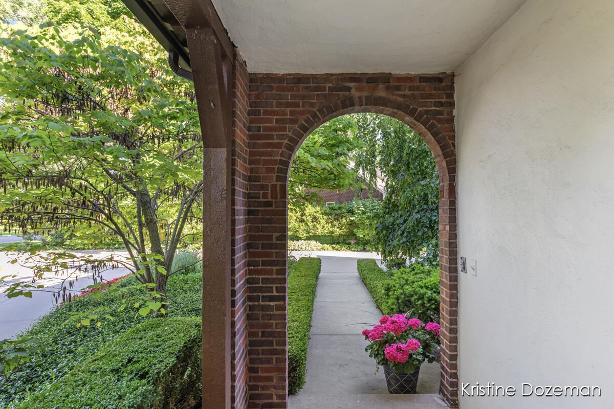 2702 Robinson Road Southeast Grand Rapids, MI 49506 - Photo 61 of 74 IMG_1061