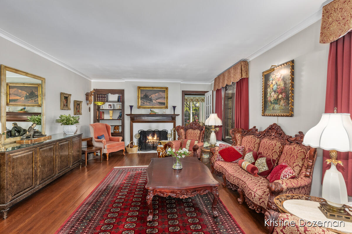 2702 Robinson Road Southeast Grand Rapids, MI 49506 - Photo 10 of 74 IMG_1009