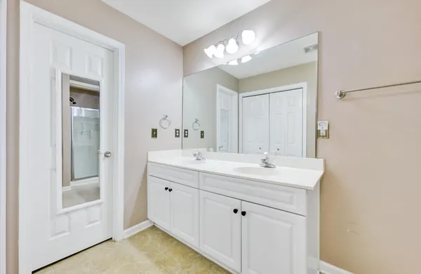 $2,050 | 8849 Jenny Lind Street, North Charleston, SC 29406