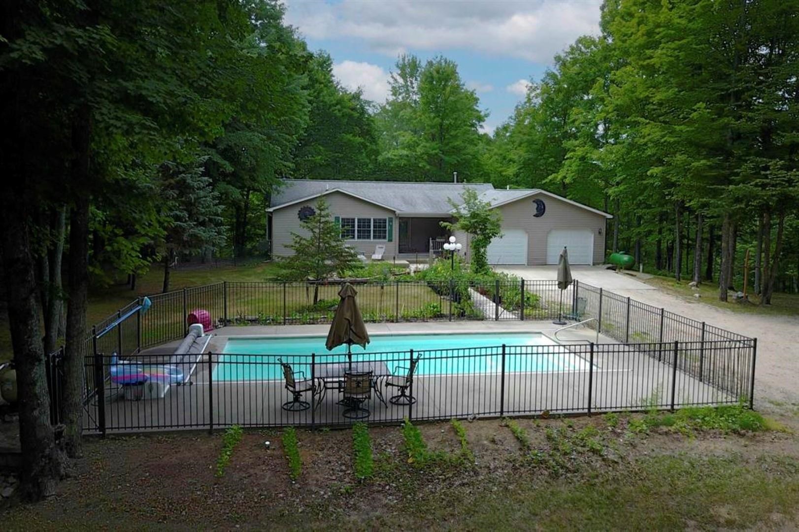 403 Carter Creek Road Beulah, MI 49617 - Photo 1 of 72 1903961.JPG