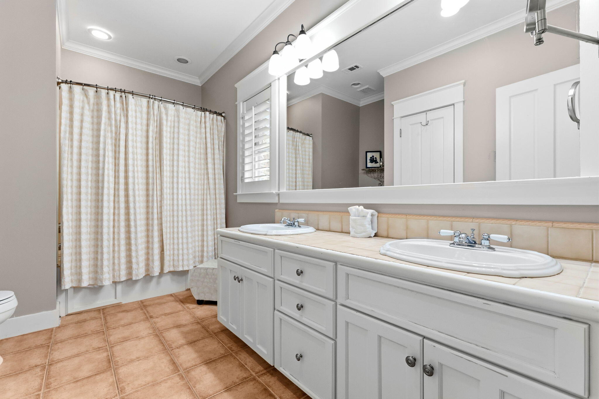 9 Rue Martine Miramar Beach, FL 32550 - Photo 29 of 45 Primary bath