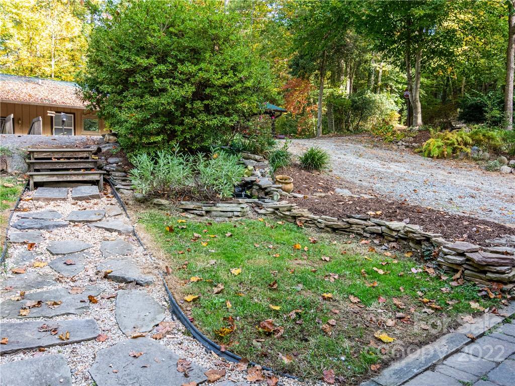 21 Cherry Ridge Road Pisgah Forest, NC 28768 - Photo 5 of 35 Gallery Image 5