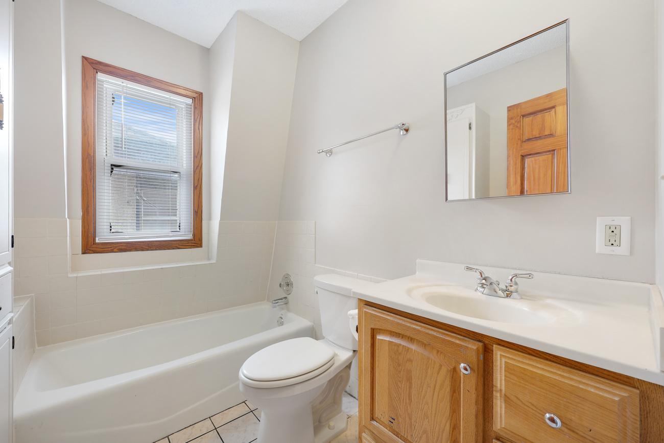 129 West 33rd Street Minneapolis, MN 55408 - Photo 19 of 27