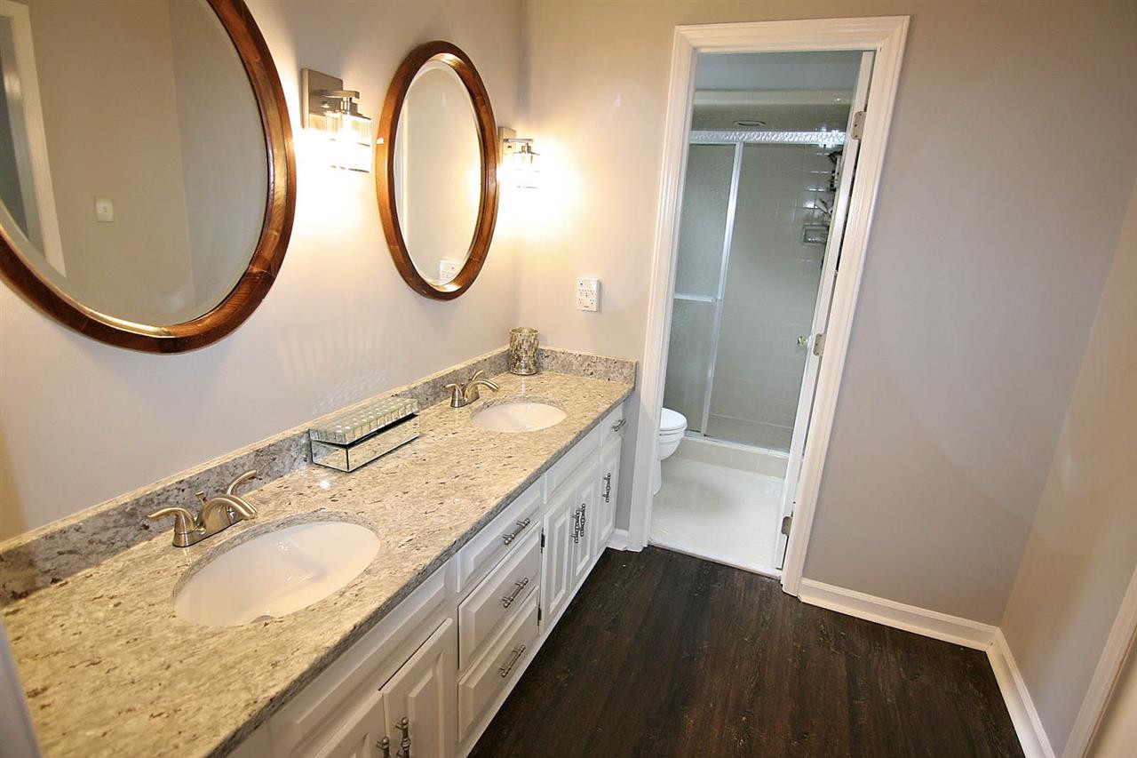 6117 Iris Drive Raleigh, NC 27612 - Photo 14 of 25 Master Bath/Spa