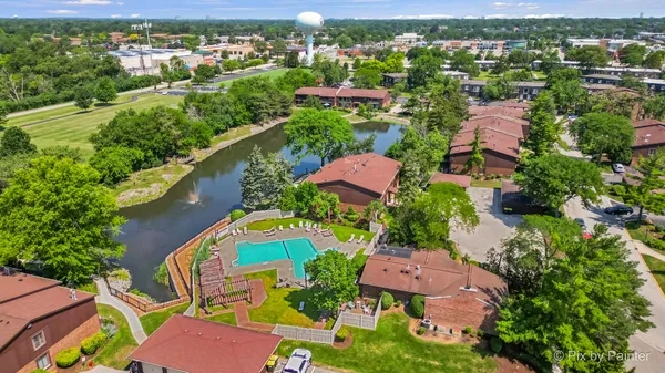 $237,000 | 61 West Pier Drive, Unit 201, Westmont, IL 60559