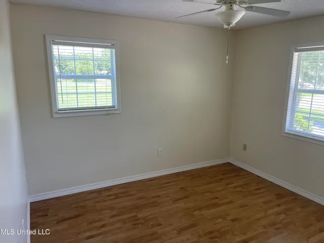 $1,300 | 1707 McLaurin Street, Waveland, MS 39576