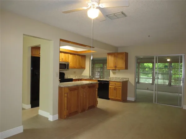 $2,800 | 3235 East Dorchester Drive, Palm Harbor, FL 34684