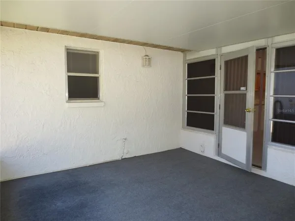 $2,800 | 3235 East Dorchester Drive, Palm Harbor, FL 34684