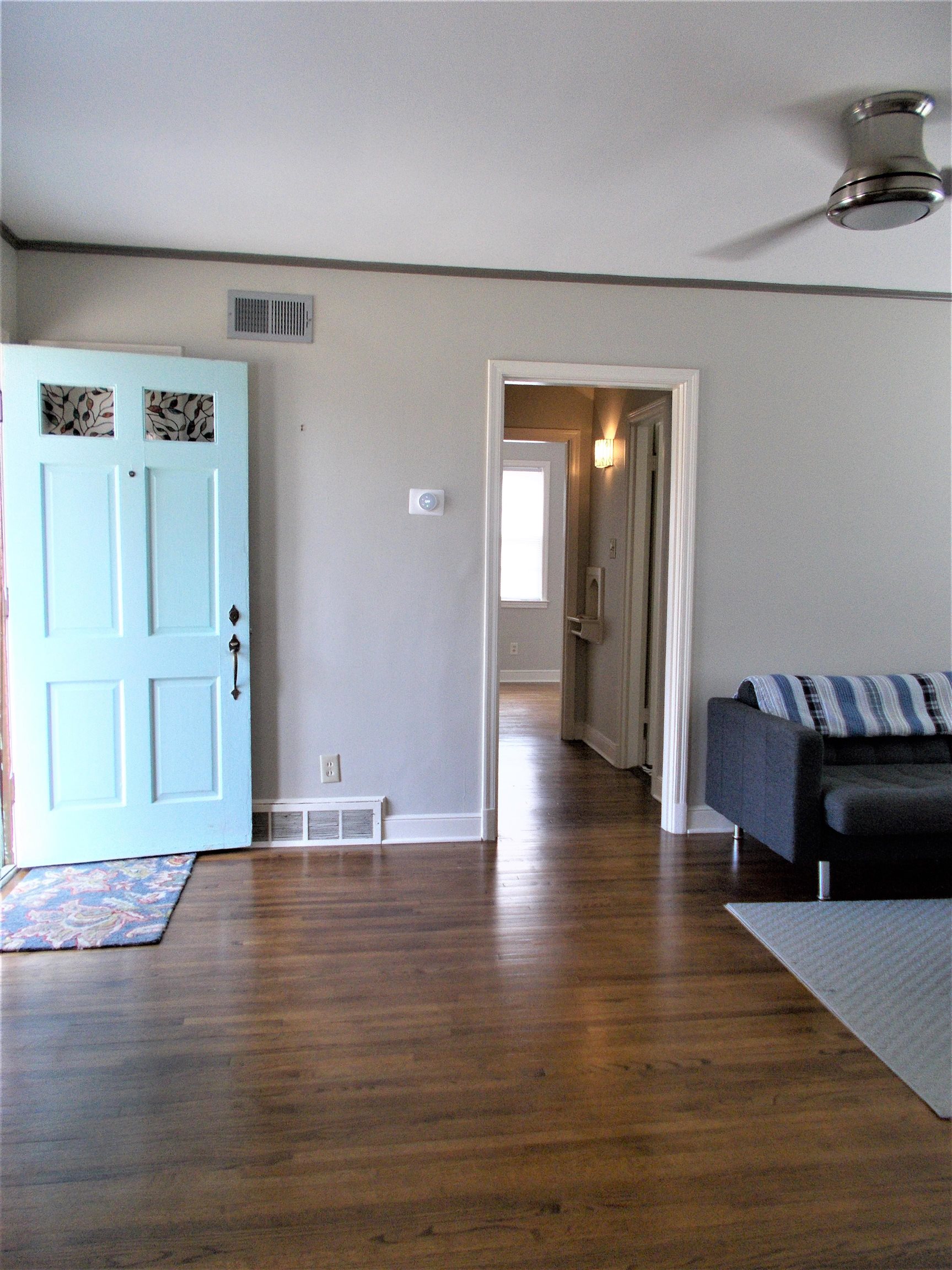 1061 Wingfield Road Memphis, TN 38122 - Photo 4 of 25 a view of a livingroom with wooden floor