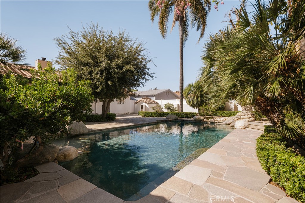 8202 Rhea Avenue Reseda, CA 91335 - Photo 15 of 31 Gallery Image 15