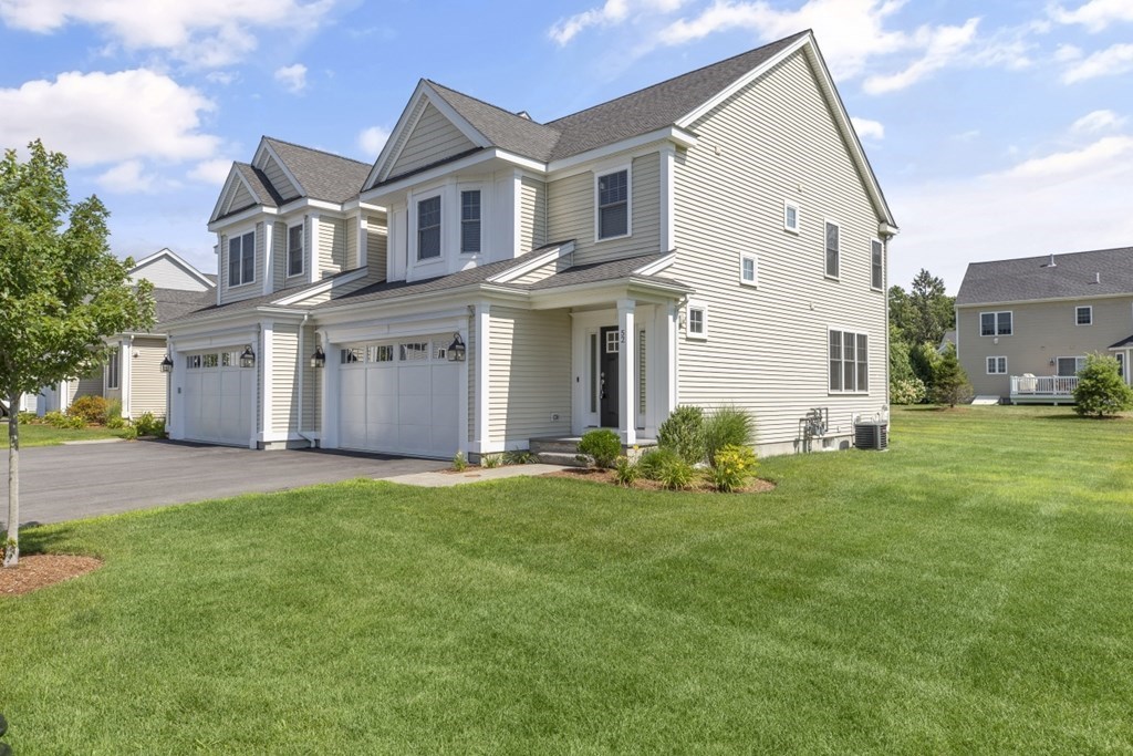 52 Oxbow Road, Unit 52 Framingham, MA 01701 - Photo 3 of 39 Gallery Image 3