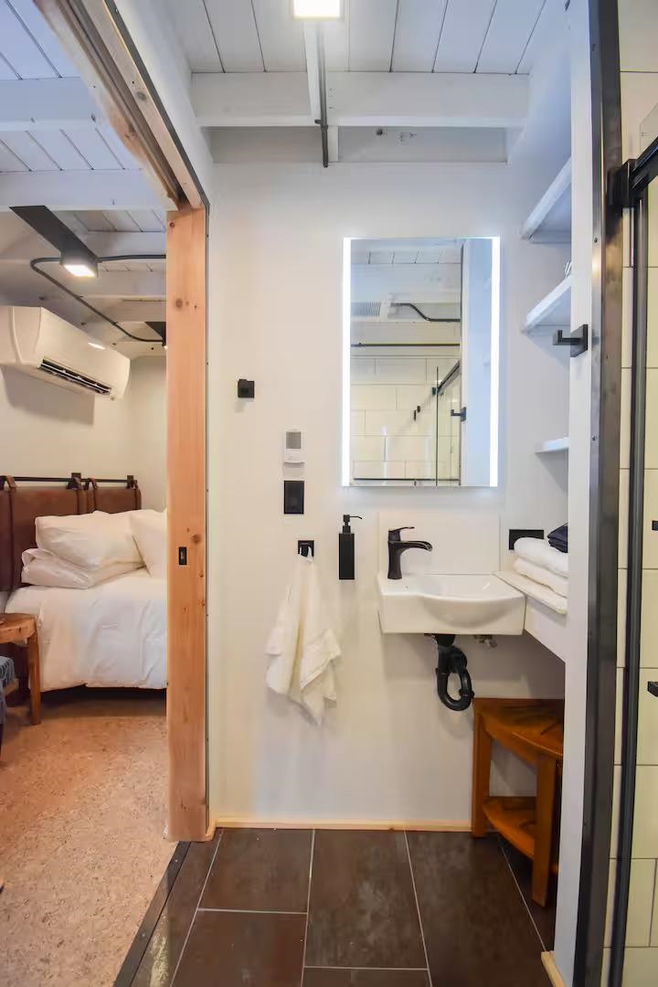 6763 Galvin Road Traverse City, MI 49685 - Photo 13 of 20 1928763-b67492d4-736e-45ed-af03-b2c2ccdc8d82.JPG