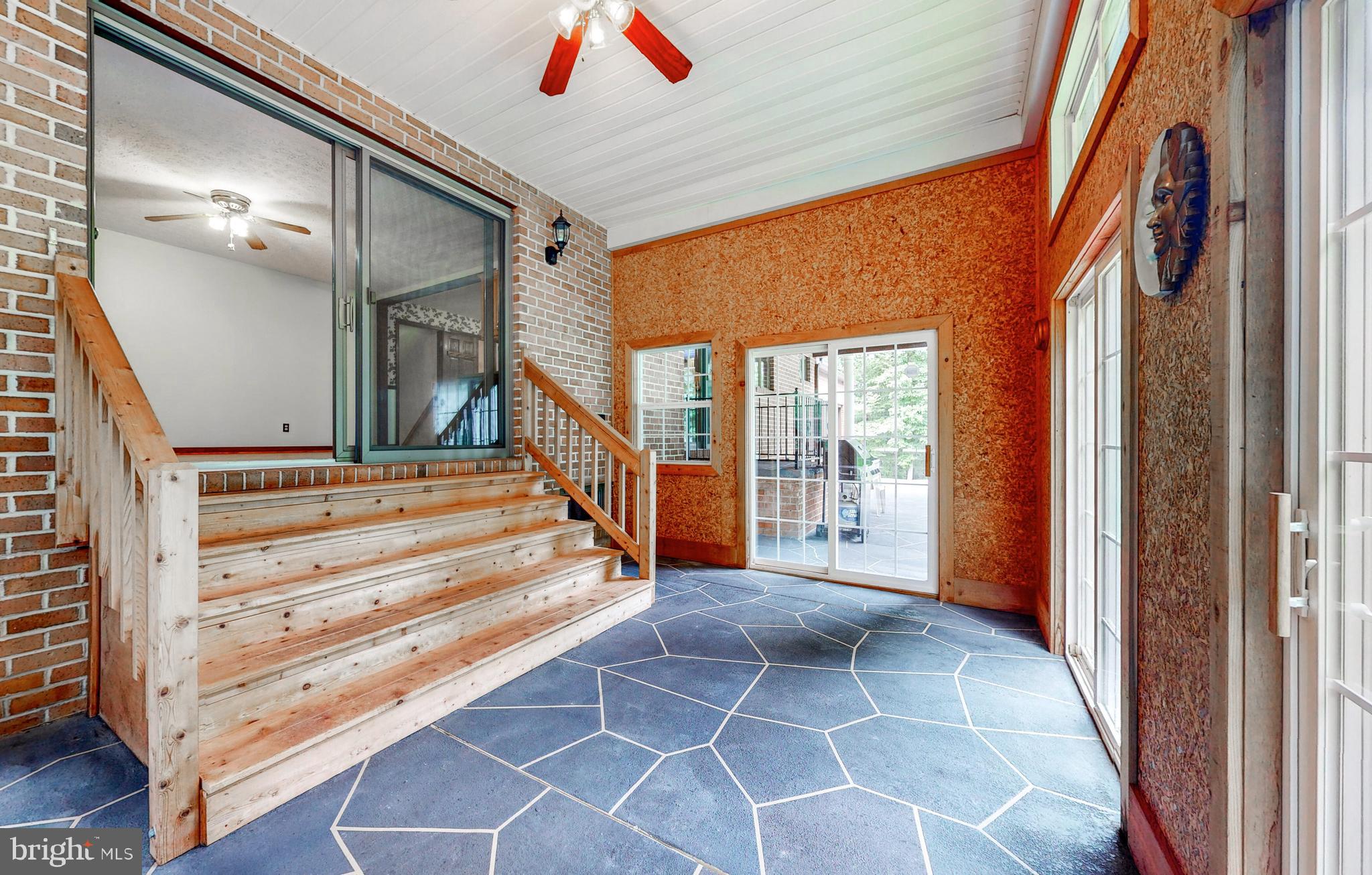 2021 Oakmont Road Fallston, MD 21047 - Photo 19 of 50 a view of entryway
