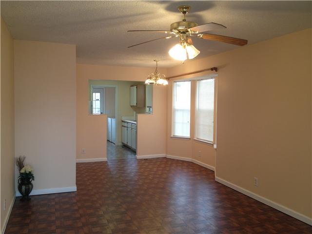 2229 South Rutherford Boulevard Murfreesboro, TN 37130 - Photo 4 of 9 Gallery Image 4