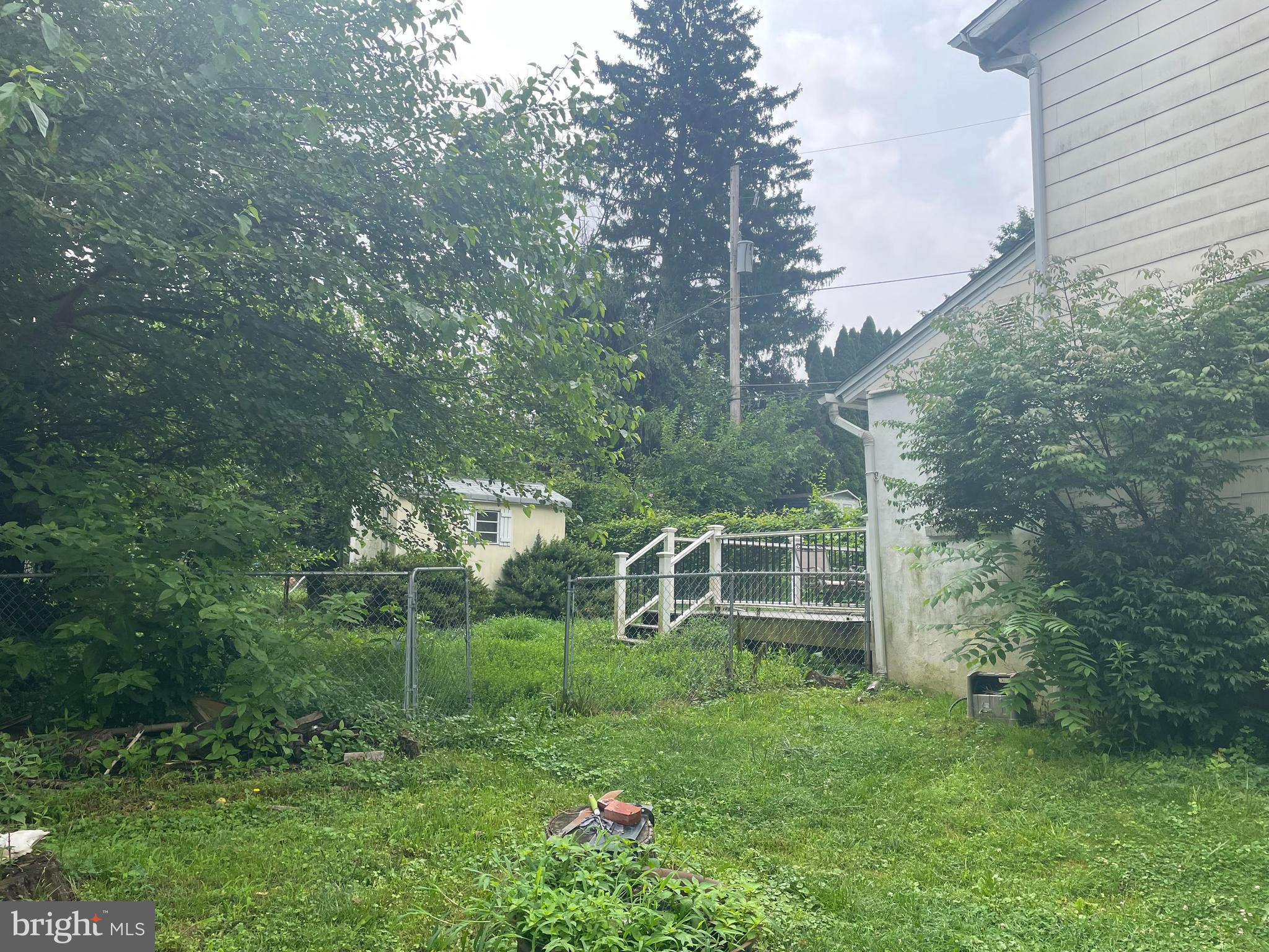 110 Embreeville Road Downingtown, PA 19335 - Photo 10 of 10 Side yard to house