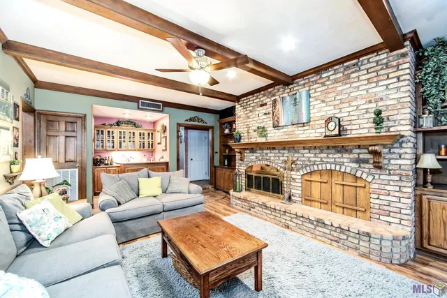 $985,000 | 510 Amarillo Drive, Houma, LA 70360