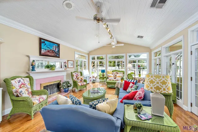 $985,000 | 510 Amarillo Drive, Houma, LA 70360