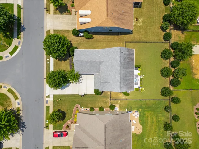 $600,000 | 17622 Austins Creek Drive, Charlotte, NC 28278