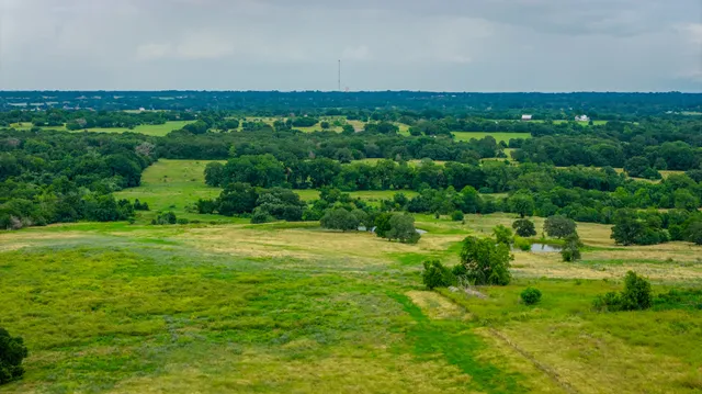 $2,499,900 | 7101 Boehnemann Road, Brenham, TX 77833