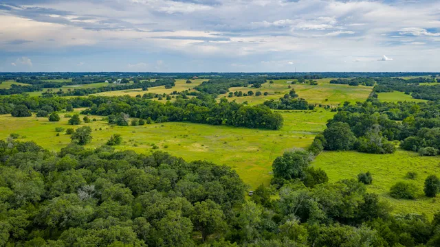 $2,499,900 | 7101 Boehnemann Road, Brenham, TX 77833