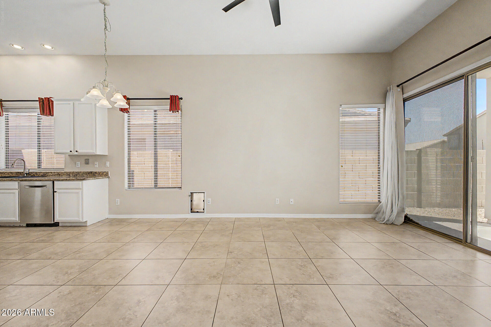 3123 East Amber Ridge Way Phoenix, AZ 85048 - Photo 8 of 34 08 - Amber Ridge 3123