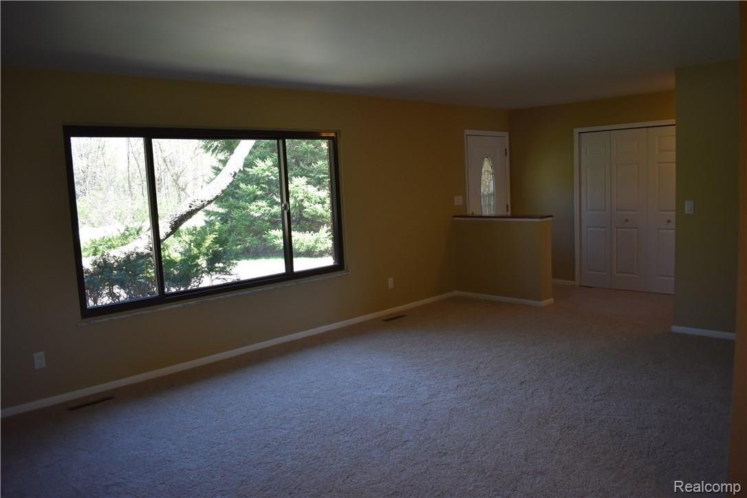 1444 East Coon Lake Road Howell, MI 48843 - Photo 28 of 71 DSC_0127.JPG