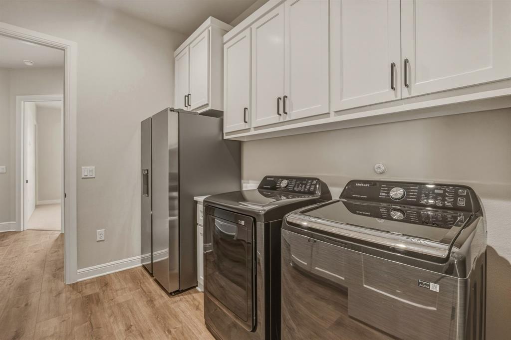 4009 Pinnacle Ridge Way Granbury, TX 76049 - Photo 23 of 35