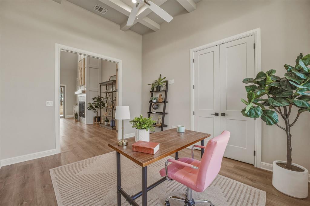 4009 Pinnacle Ridge Way Granbury, TX 76049 - Photo 27 of 35