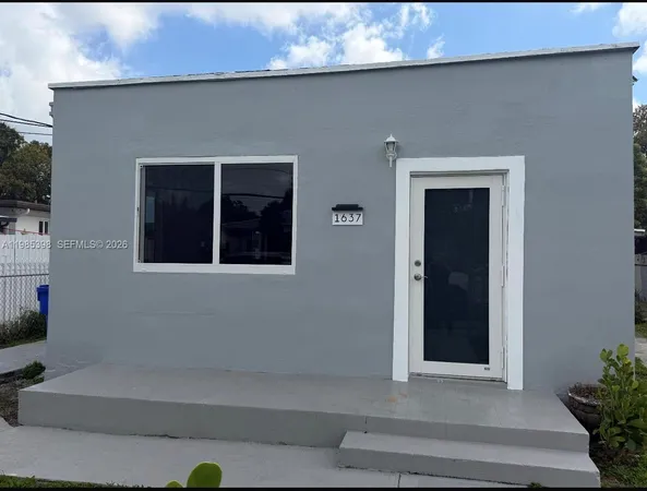 $3,000 | 1637 Northwest 31st Avenue, Miami, FL 33125