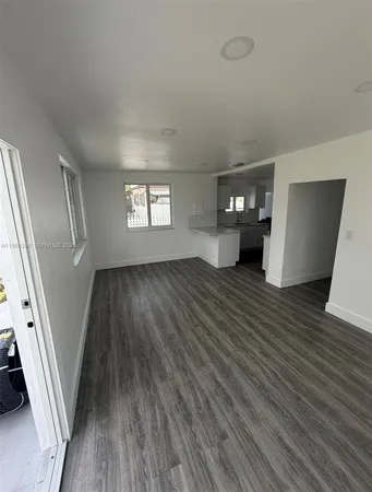 $2,800 | 1637 Northwest 31st Avenue, Miami, FL 33125