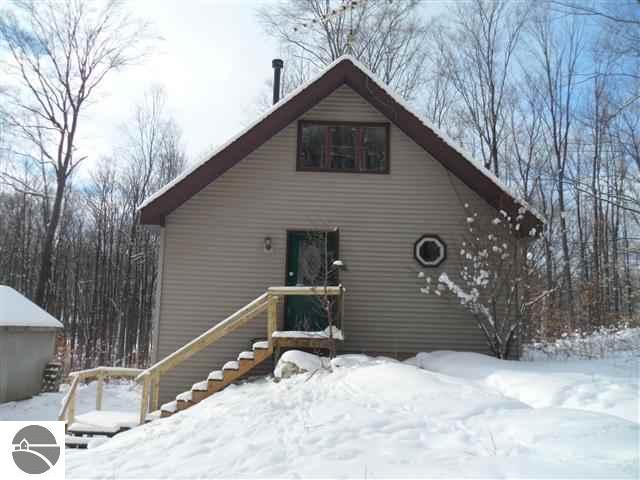 5125 Johnson Road Kingsley, MI 49649 - Photo 2 of 27 1742110-1.JPG