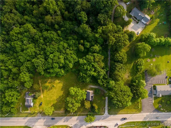 $500,000 | 2639-2705 Paoli Pike, New Albany, IN 47150