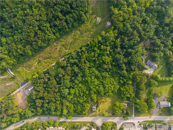 $500,000 | 2639-2705 Paoli Pike, New Albany, IN 47150