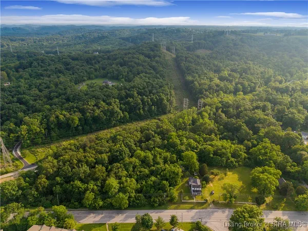 $500,000 | 2639-2705 Paoli Pike, New Albany, IN 47150