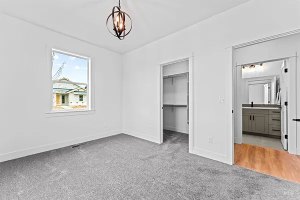 $649,995 | 9942 West Sunberry Court, Star, ID 83669
