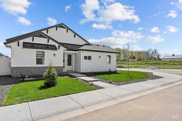 $649,995 | 9942 West Sunberry Court, Star, ID 83669