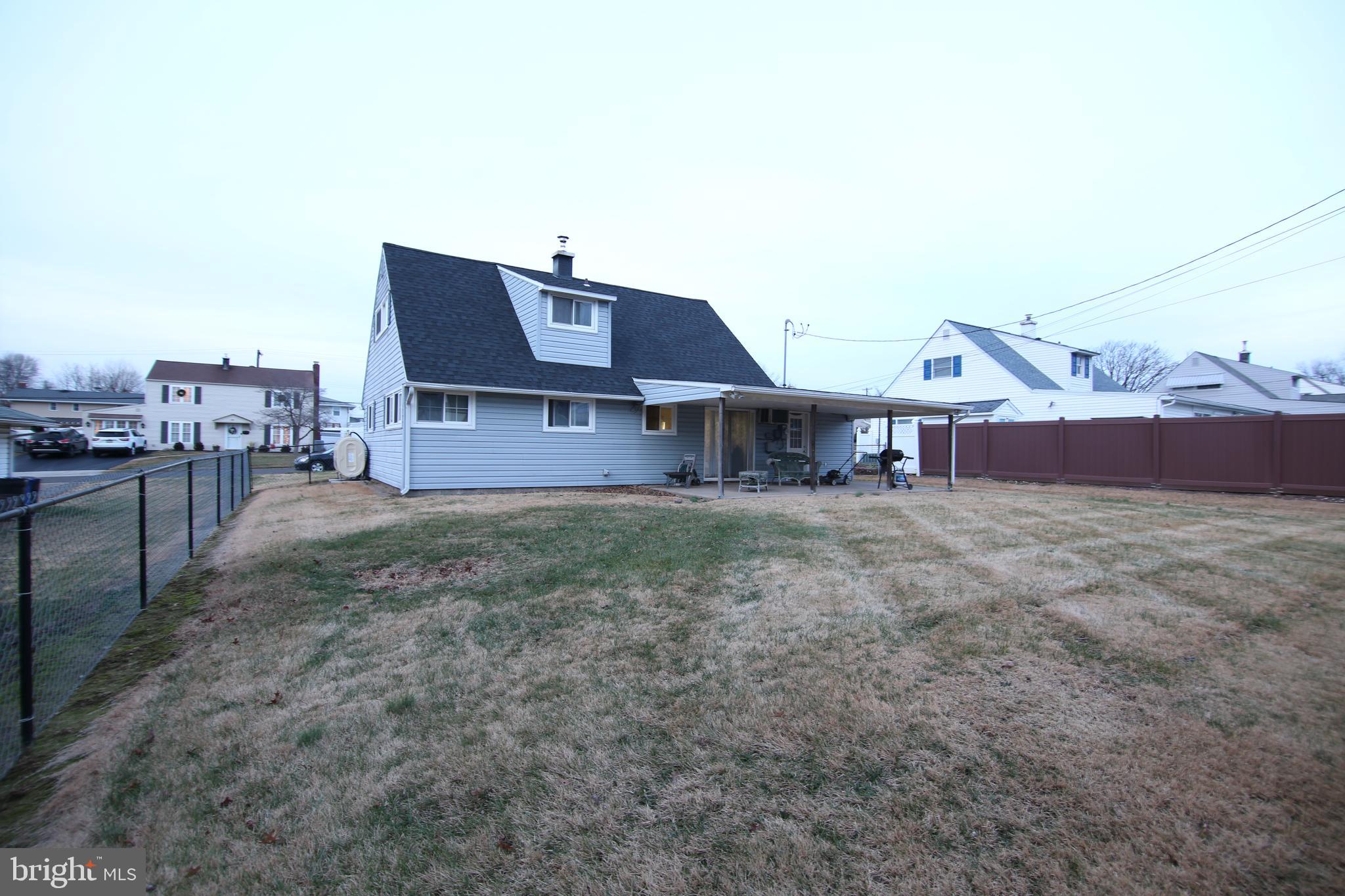 26 Tinder Road Levittown, PA 19056 - Photo 3 of 4