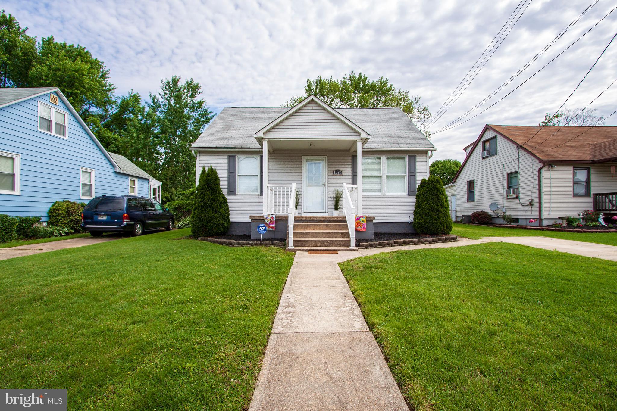 1232 Hilldale Road Baltimore, MD 21237 - Photo 3 of 46